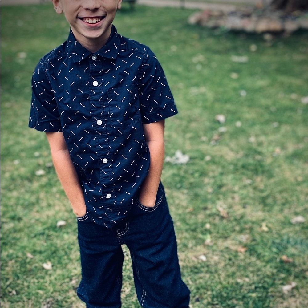 SOLD 🚨 | blue arrow polo boys |